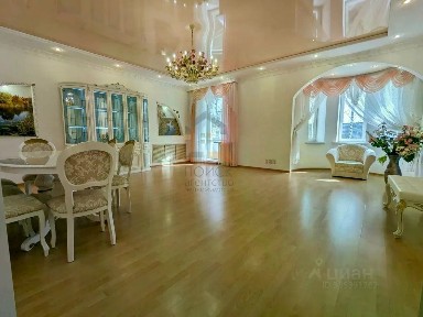 Сдается 3-комн. квартира, 122 м²