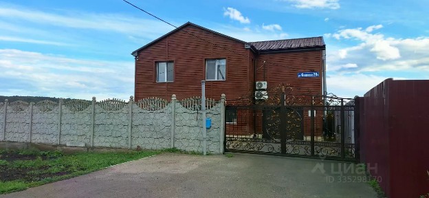Продается 2-этажный дом, 200 м²