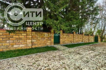 Продается 2-этажный дом, 155 м²