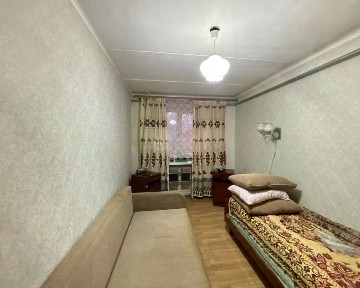Продается 2-комн. квартира, 56,2 м²