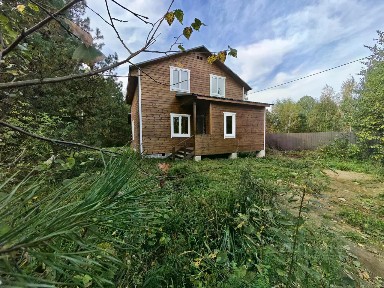 Продается 2-этажный дом, 140 м²