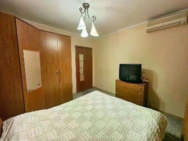 Продается 2-комн. квартира, 75 м²