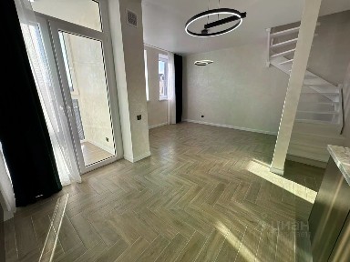 Продается 2-комн. квартира, 75 м²