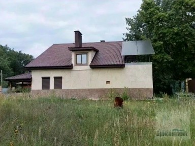 Продается 3-этажный дом, 298 м²