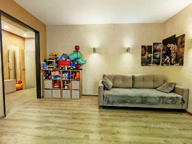 Продается 2-комн. квартира, 70 м²