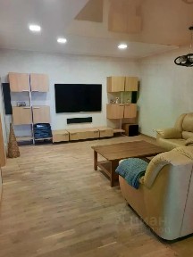 Продается 4-комн. квартира, 191,4 м²