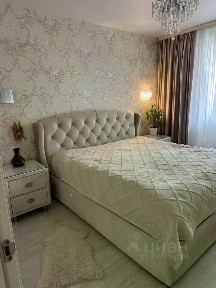 Продается 3-комн. квартира, 82 м²