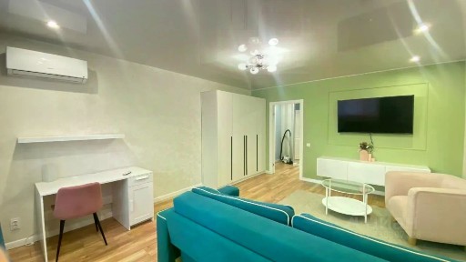Продается 2-комн. квартира, 67,8 м²