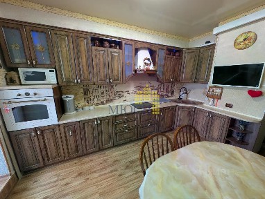 Продается 3-комн. квартира, 76,6 м²
