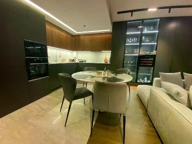 Продаются 3-комн. апартаменты, 94,4 м²