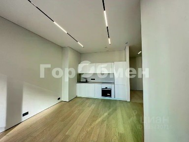 Продается 4-комн. квартира, 90 м²