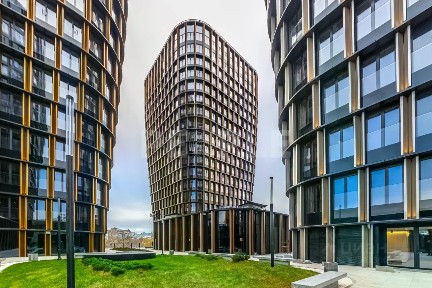 Продаются 3-комн. апартаменты, 98,5 м²