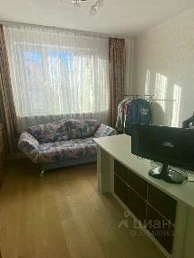 Продается 4-комн. квартира, 100,7 м²