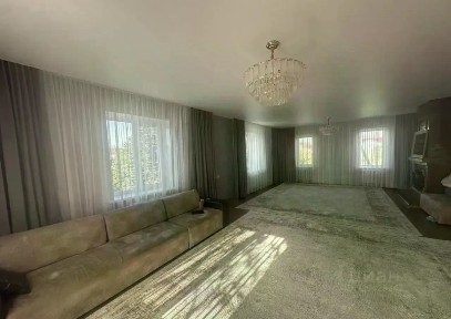 Продается 3-этажный дом, 359 м²
