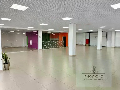 Сдается торговая площадь, 520 м²