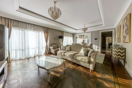 Сдается 3-комн. квартира, 190 м²