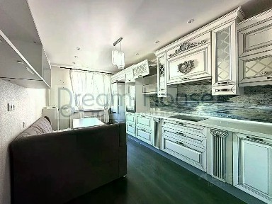 Продается 2-комн. квартира, 58,7 м²