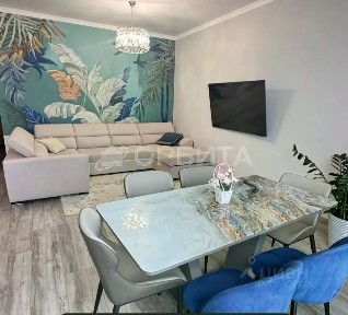 Продается 3-комн. квартира, 118,8 м²
