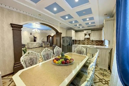 Продается 2-этажный дом, 252,8 м²