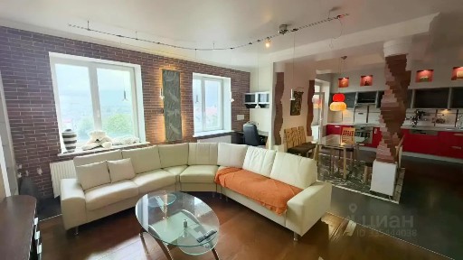 Продается 3-комн. квартира, 114 м²