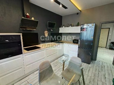 Продается 2-комн. квартира, 64,4 м²