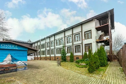 Продается 3-этажный дом, 1 323,9 м²