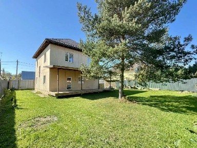Продается 2-этажный дом, 172 м²