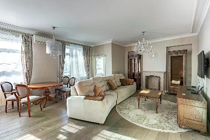 Сдается 4-комн. квартира, 130 м²