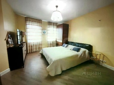 Продается 4-комн. квартира, 110,2 м²