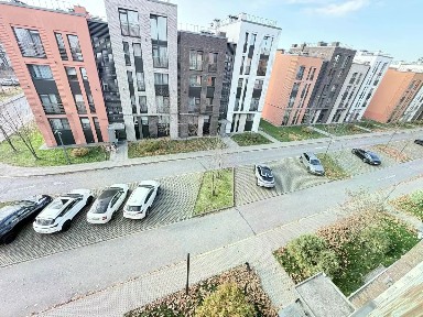 Продается 3-комн. квартира, 72 м²