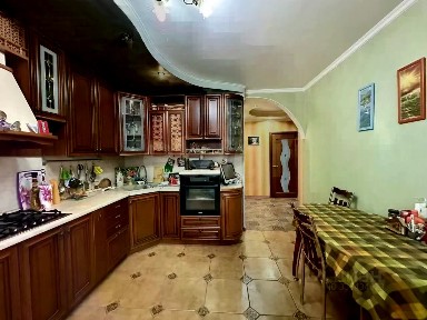 Продается 2-комн. квартира, 65,6 м²
