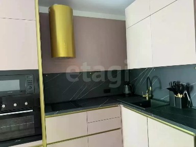 Продается 1-комн. квартира, 42,3 м²