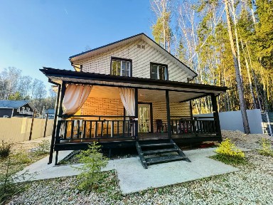 Сдается 2-этажный дом, 150 м²