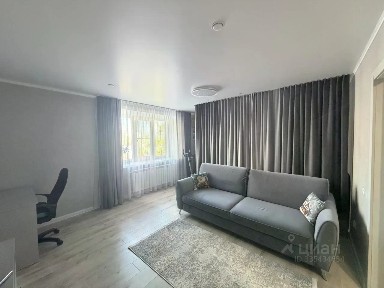 Продается 2-комн. квартира, 72 м²