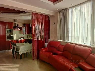 Продается 4-комн. квартира, 130,1 м²
