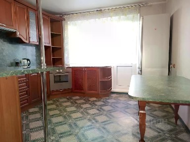 Сдается 5-комн. квартира, 140 м²