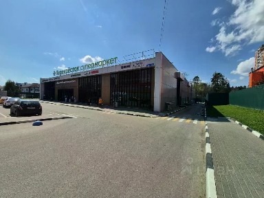 Сдается торговая площадь, 140 м²
