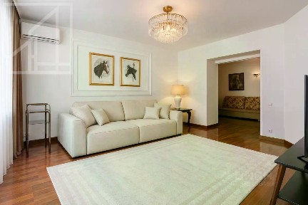 Сдается 3-комн. квартира, 105 м²