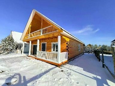Продается 2-этажный дом, 250 м²