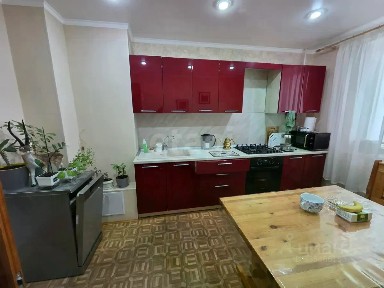 Продается 3-комн. квартира, 72 м²