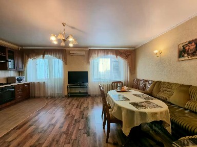 Продается 3-комн. квартира, 96,3 м²