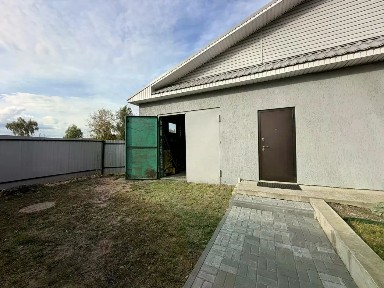 Продается 1-этажный дом, 200 м²