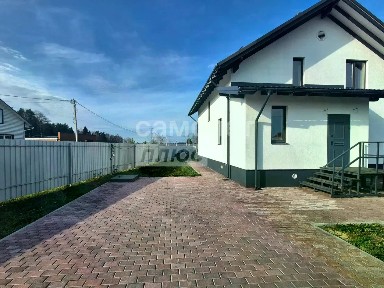 Продается 2-этажный дом, 200 м²