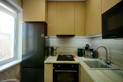 Продается 4-комн. квартира, 58,6 м²