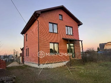 Продается 2-этажный коттедж, 144 м²