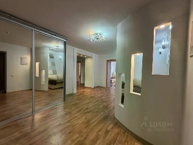 Сдается 2-комн. квартира, 110,4 м²