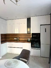 Сдается 1-комн. квартира, 54 м²