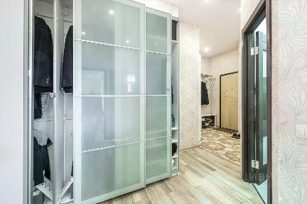 Продаются 5-комн. апартаменты, 122 м²
