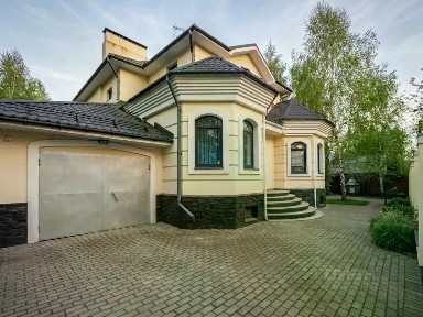 Продается 2-этажный дом, 360 м²