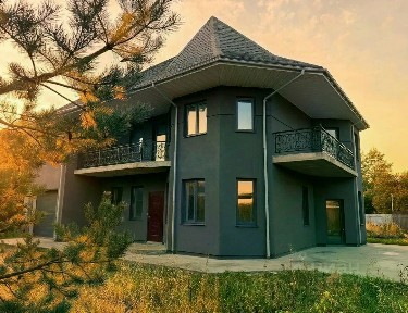 Продается 3-этажный дом, 296 м²